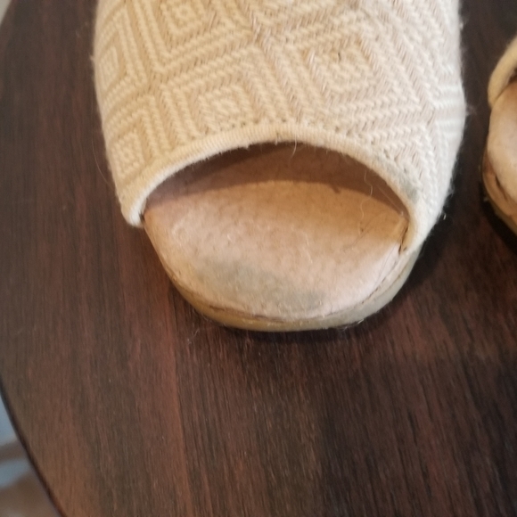 TOMS wedges - Picture 2 of 3
